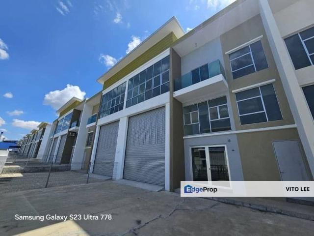 Warehouse for rent in Malaka
