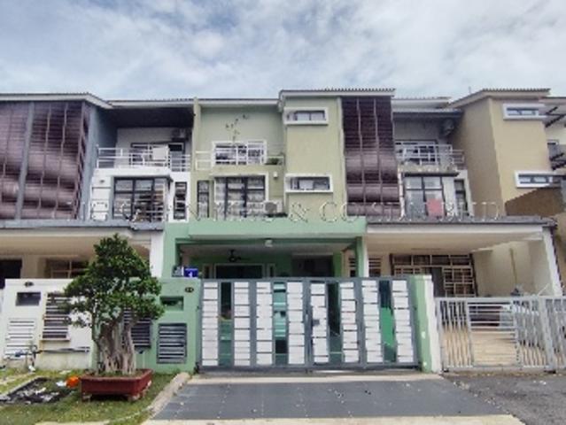 Terraced House for sale in Kuala Selangor, Selangor