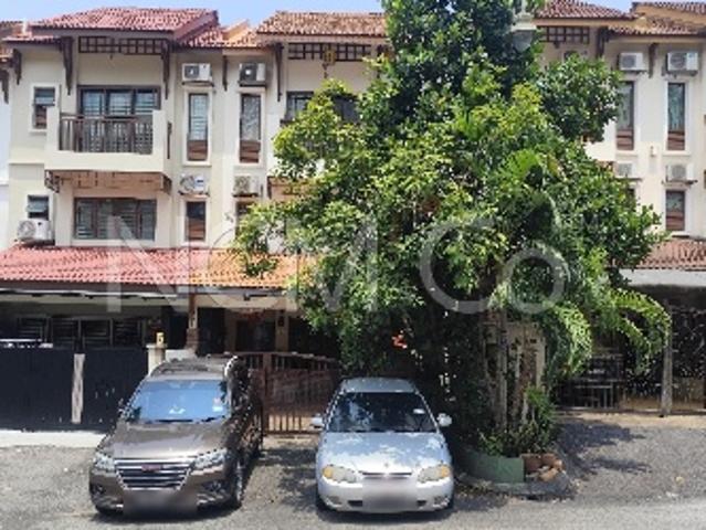 Terraced House for sale in Kuala Selangor, Selangor