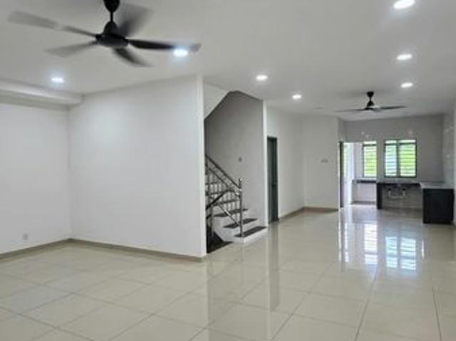 House for rent in Sendayan Village, Negeri Sembilan