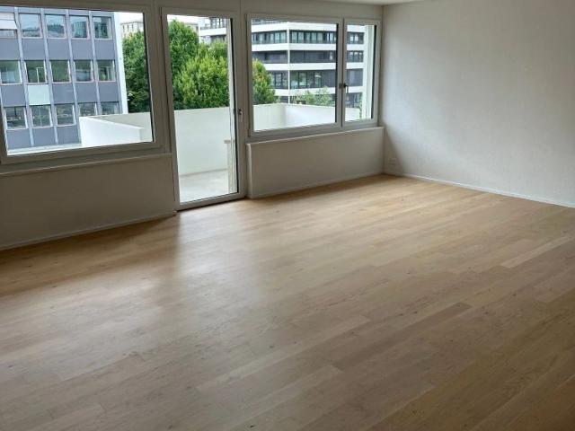 Haus mieten in Dübendorf, Zürich