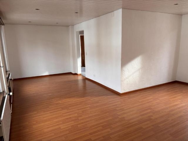 Haus mieten in Moutier, Bern