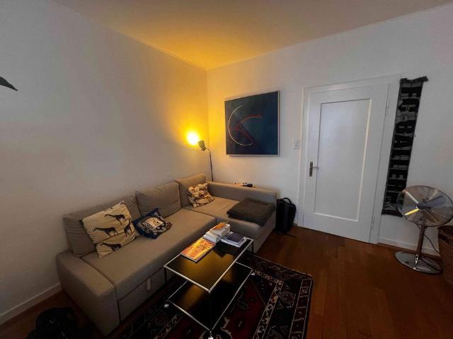 Studio mieten in Einigen, Zürich