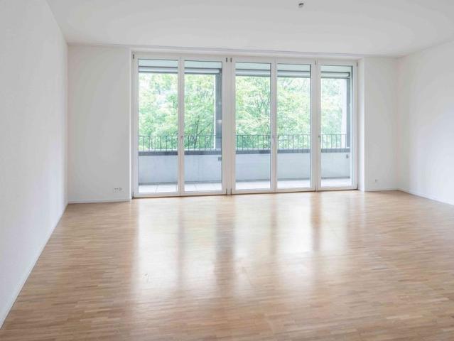 Haus mieten in Opfikon, Zürich