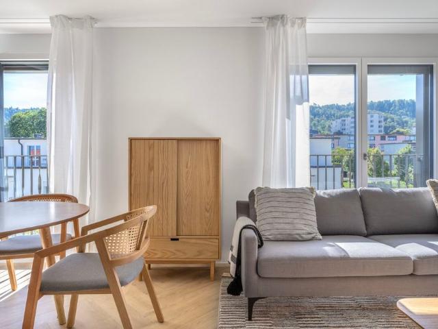 Apartment mieten in Einigen, Zürich
