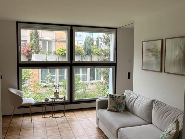 Apartment mieten in Einigen, Zürich