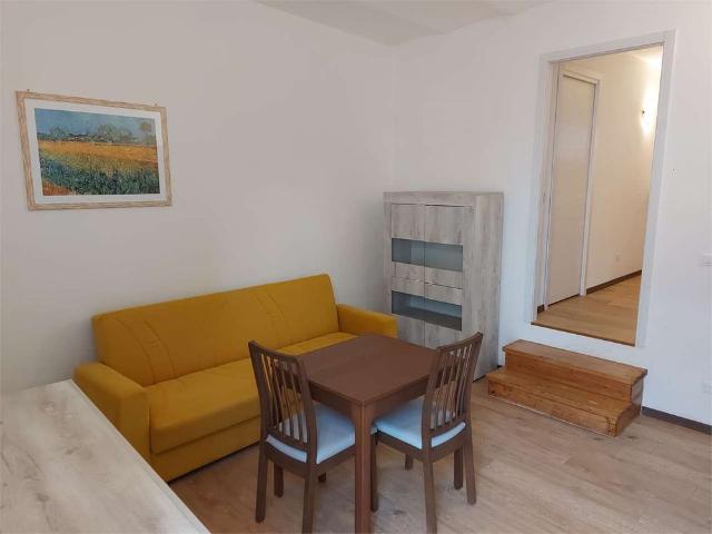 Apartment mieten in Pedrinate, Chiasso