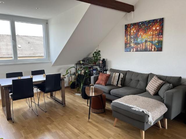 Apartment mieten in Einigen, Zürich