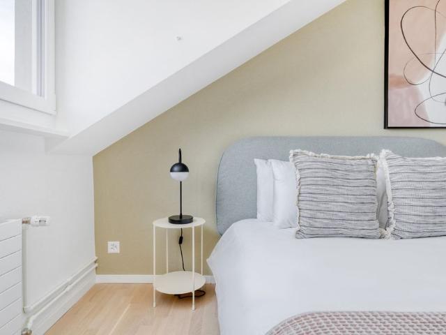 Apartment mieten in Einigen, Zürich
