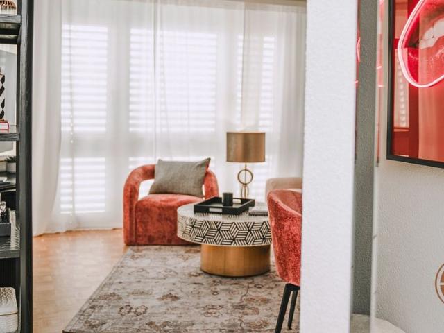 Apartment mieten in Einigen, Zürich