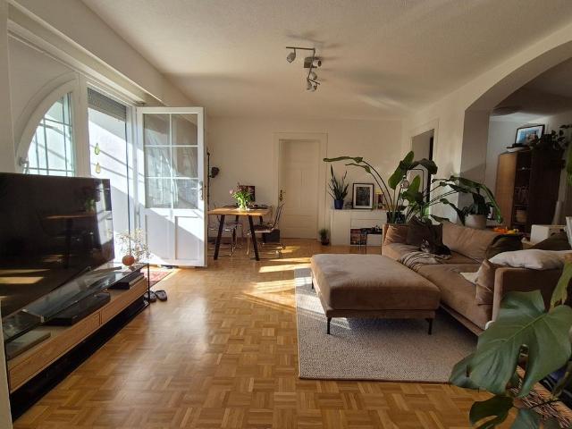Apartment mieten in Einigen, Zürich
