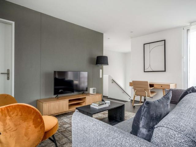 Apartment mieten in Einigen, Zürich