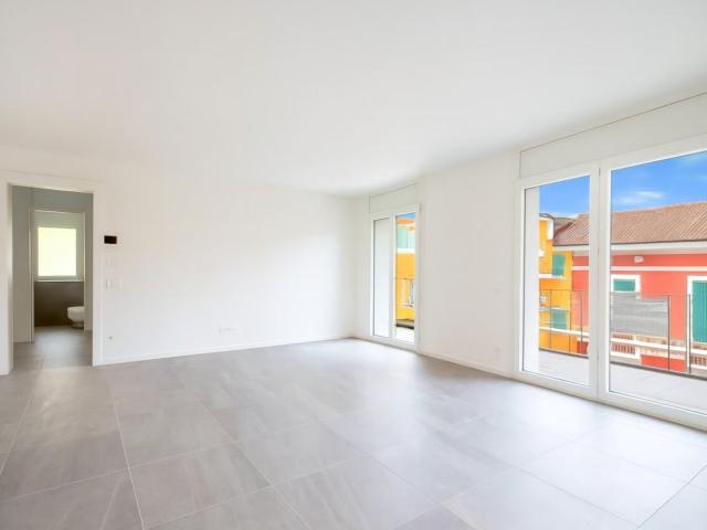 Apartment mieten in Caslano, Distretto di Lugano