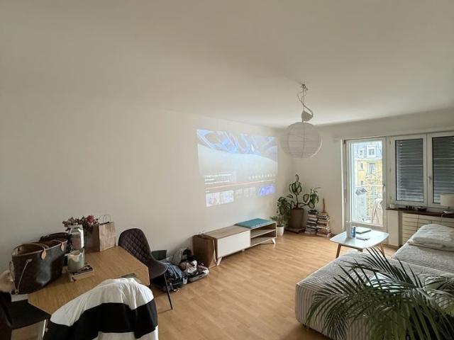 Apartment mieten in Einigen, Zürich