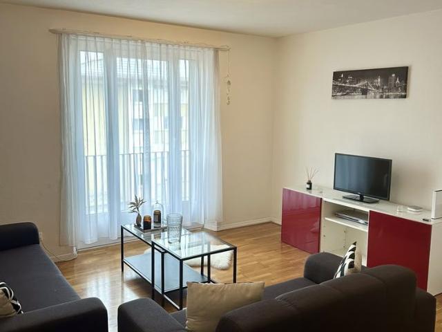 Apartment mieten in Einigen, Zürich