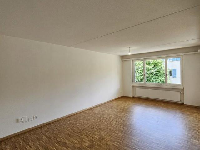 Apartment mieten in Einigen, Zürich
