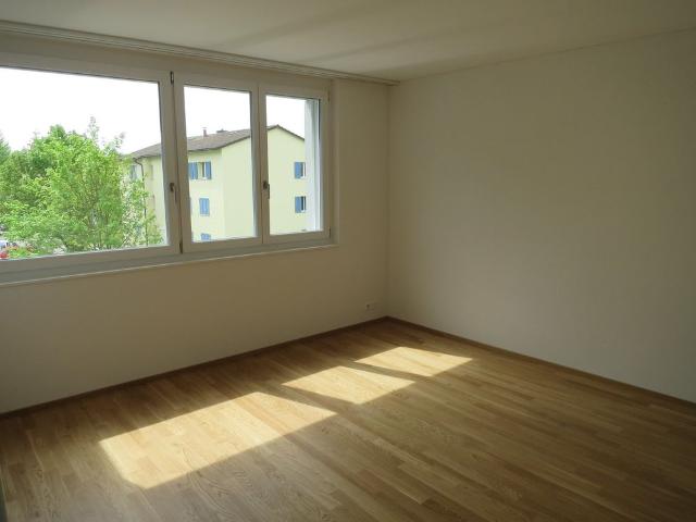 Apartment mieten in Mönchaltorf, Zürich