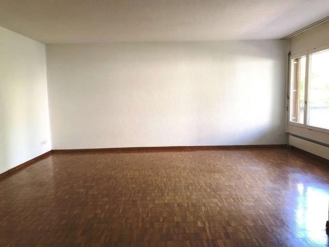 Apartment mieten in Einigen, Zürich