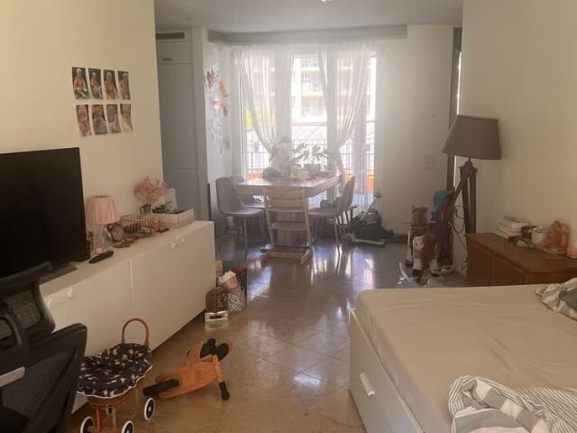 Apartment mieten in Einigen, Zürich