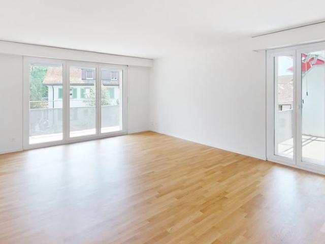 Apartment mieten in Einigen, Zürich