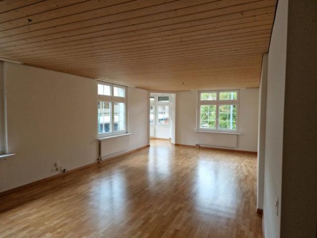 Apartment mieten in Einigen, Zürich