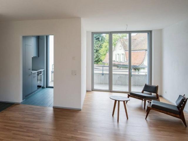 Apartment mieten in Einigen, Zürich