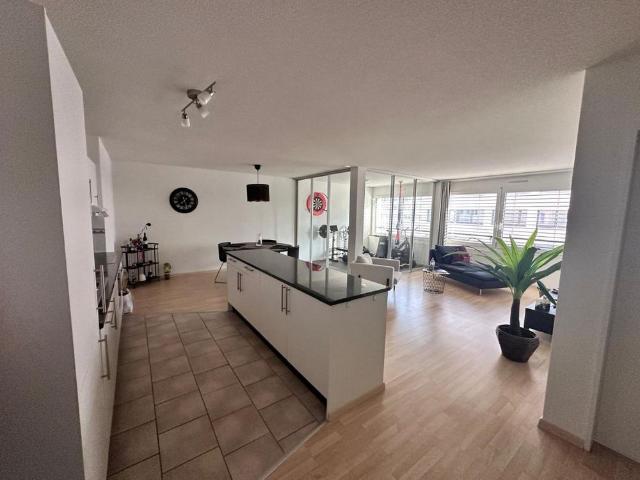 Apartment mieten in Einigen, Zürich