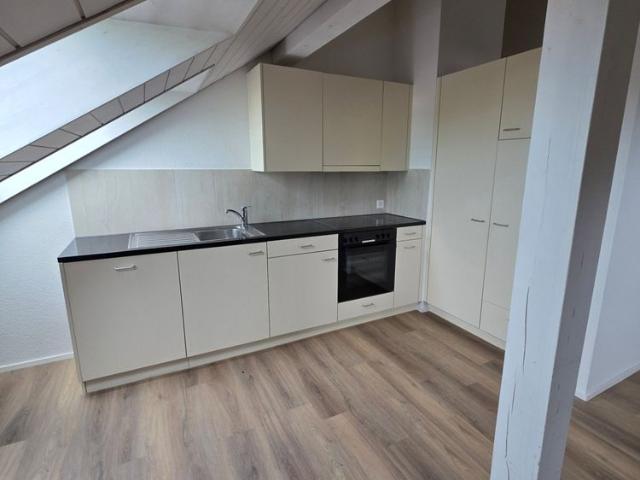 Haus mieten in Einigen, Zürich