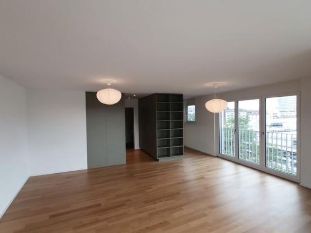 Apartment mieten in Einigen, Zürich