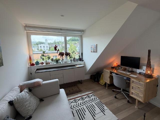 Apartment mieten in Einigen, Zürich