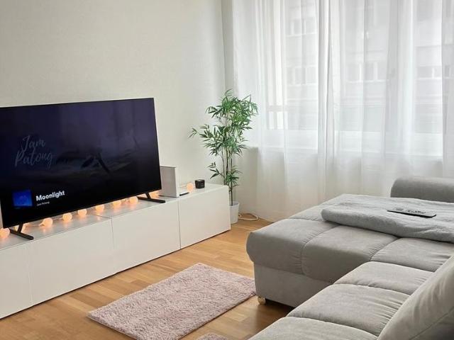 Haus mieten in Einigen, Zürich