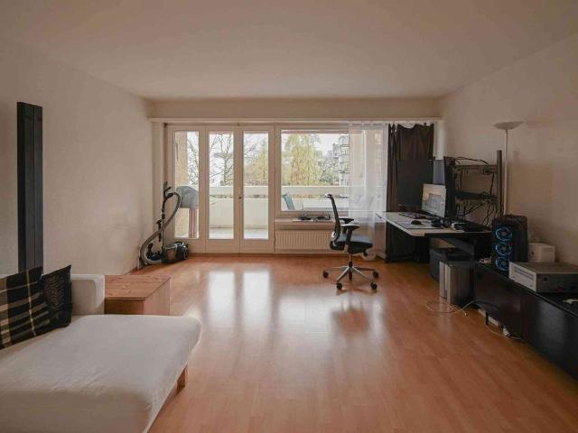 Apartment mieten in Einigen, Zürich