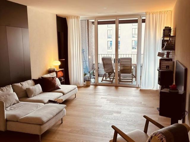 Apartment mieten in Einigen, Zürich