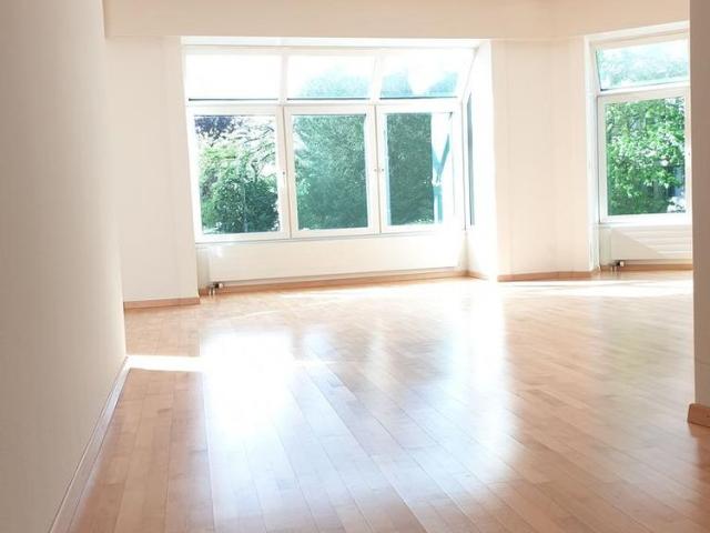 Apartment mieten in Einigen, Zürich