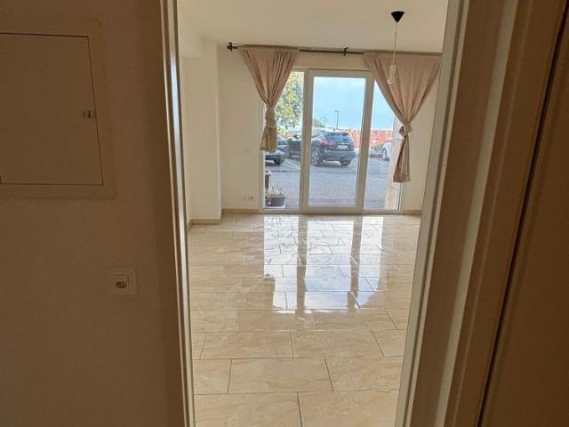 Apartment mieten in Grens, Waadt