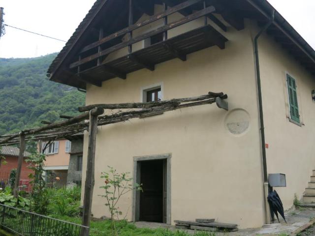 Einfamilienhaus kaufen in Grono, Graubünden