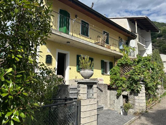 Zweifamilienhaus kaufen in Bellinzona, Tessin