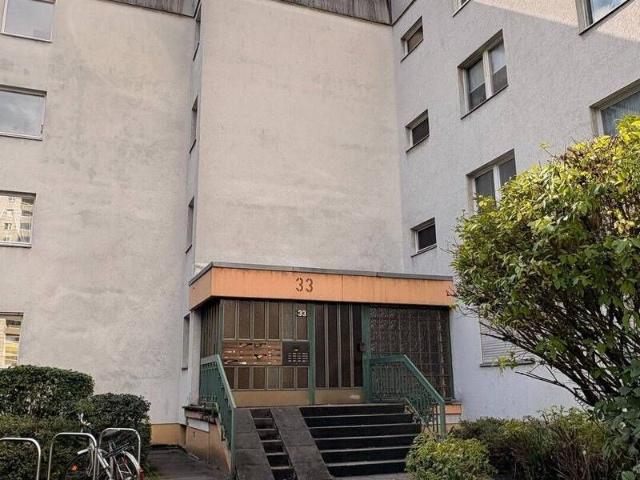 Apartment mieten in Großwohnsiedlung Waldsassener Straße, Berlin