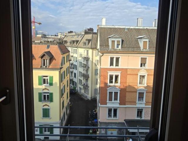 Apartment mieten in Einigen, Zürich
