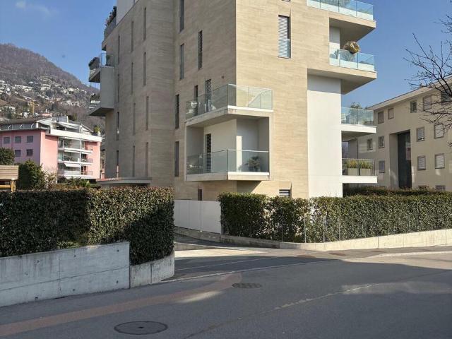 Wohnung kaufen in Minusio, Tessin