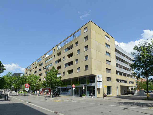 Attikawohnung mieten in Opfikon, Zürich