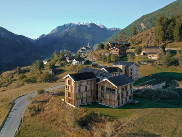Mehrfamilienhaus kaufen in Ze Stadlu, Zeneggen