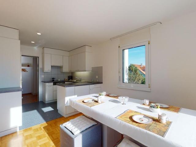 Apartment mieten in Gusch, Oetwil am See