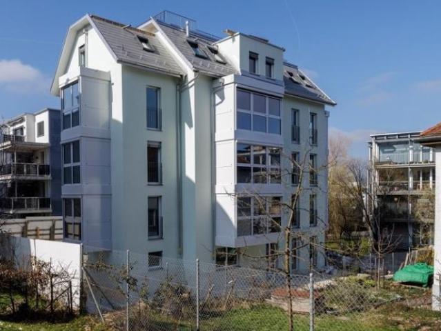 Apartment mieten in Einigen, Zürich