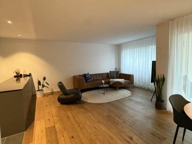 Apartment mieten in Mönchaltorf, Bezirk Uster