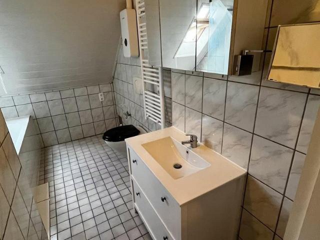 Dachgeschosswohnung mieten in Hof, Bayern