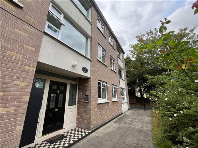 Apartment to rent in Bluebell, North Tipperary
