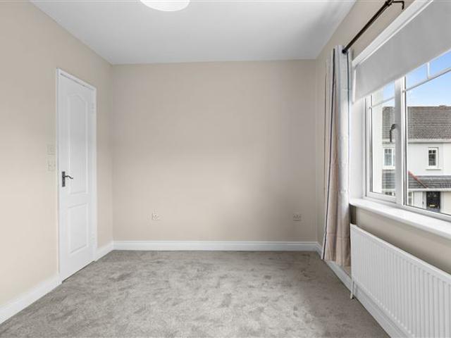Terraced House to rent in Bluebell, North Tipperary