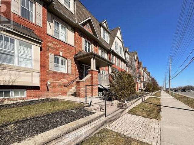 Townhouse for rent in Mississauga, Ontario