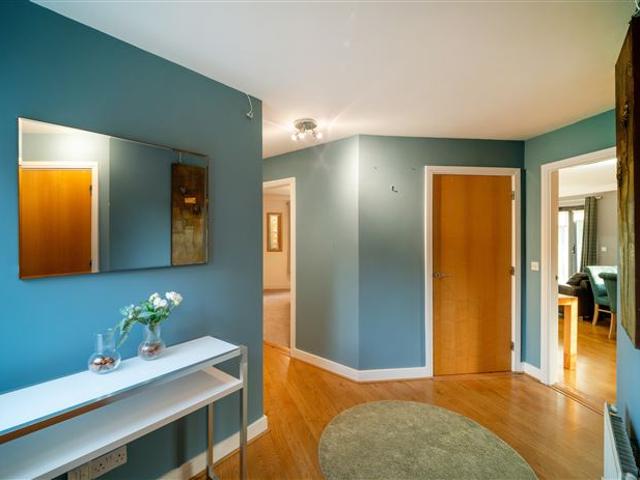Apartment to rent in Bluebell, North Tipperary